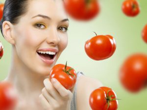Cà chua giúp bạn giảm eo mà tiết kiệm