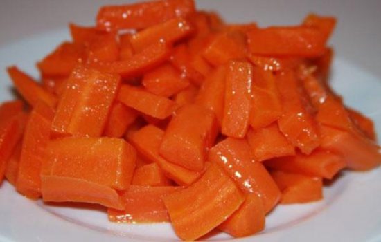 Món cà rốt luộc